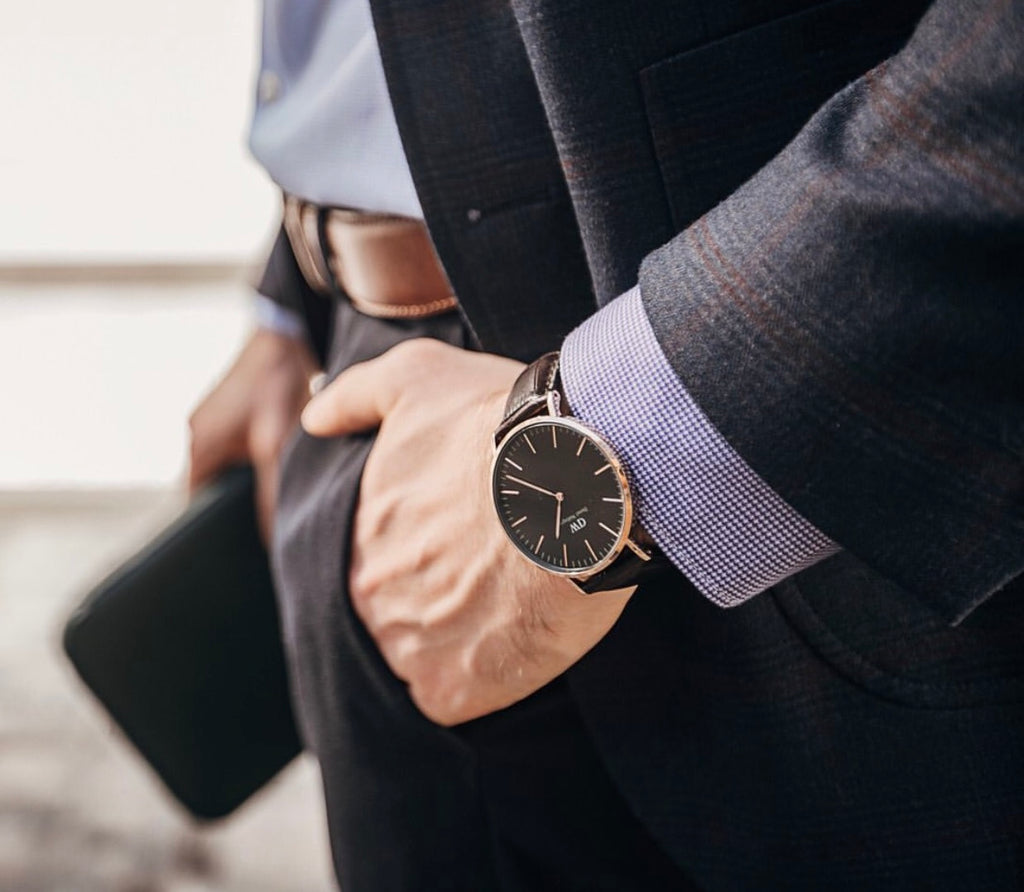 Khám Phá Vẻ Đẹp Cổ Điển Thanh Lịch Của Đồng Hồ Daniel Wellington Classic