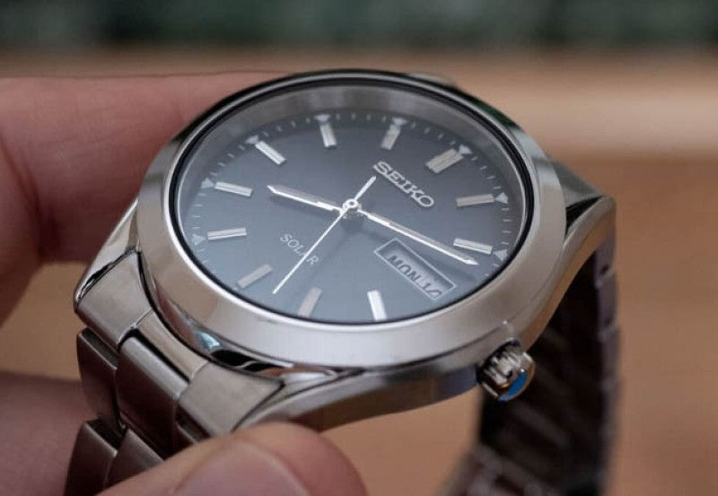 Kính Sapphire là gì? Tìm hiểu về đồng hồ có mặt kính Sapphire